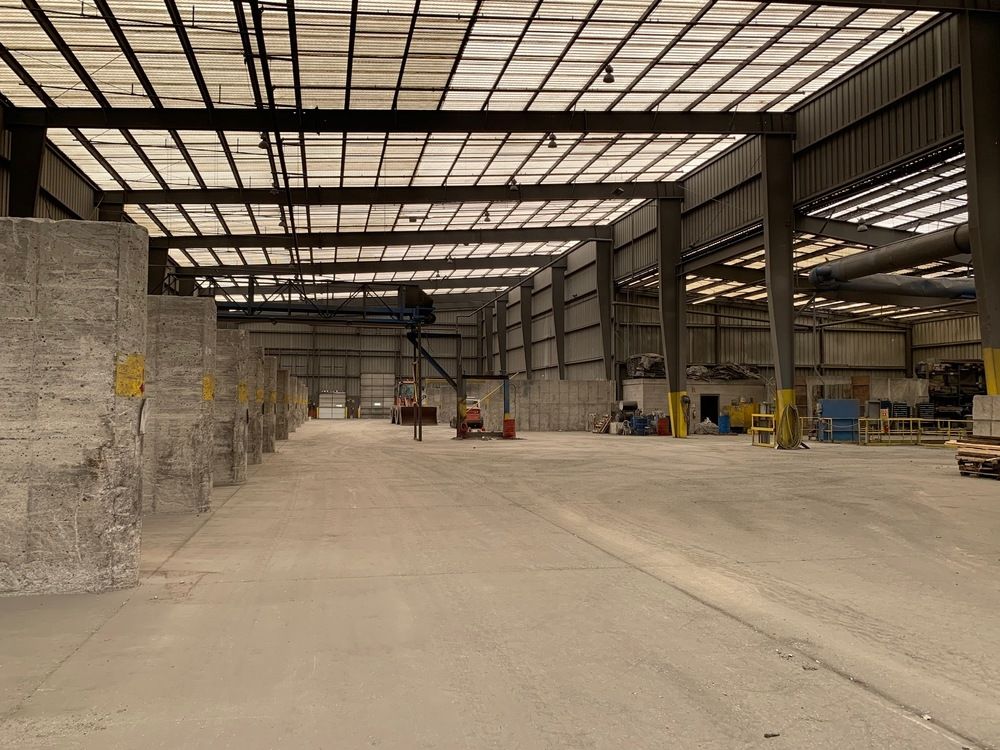 2150 Production Road, Kendallville, IN 46755